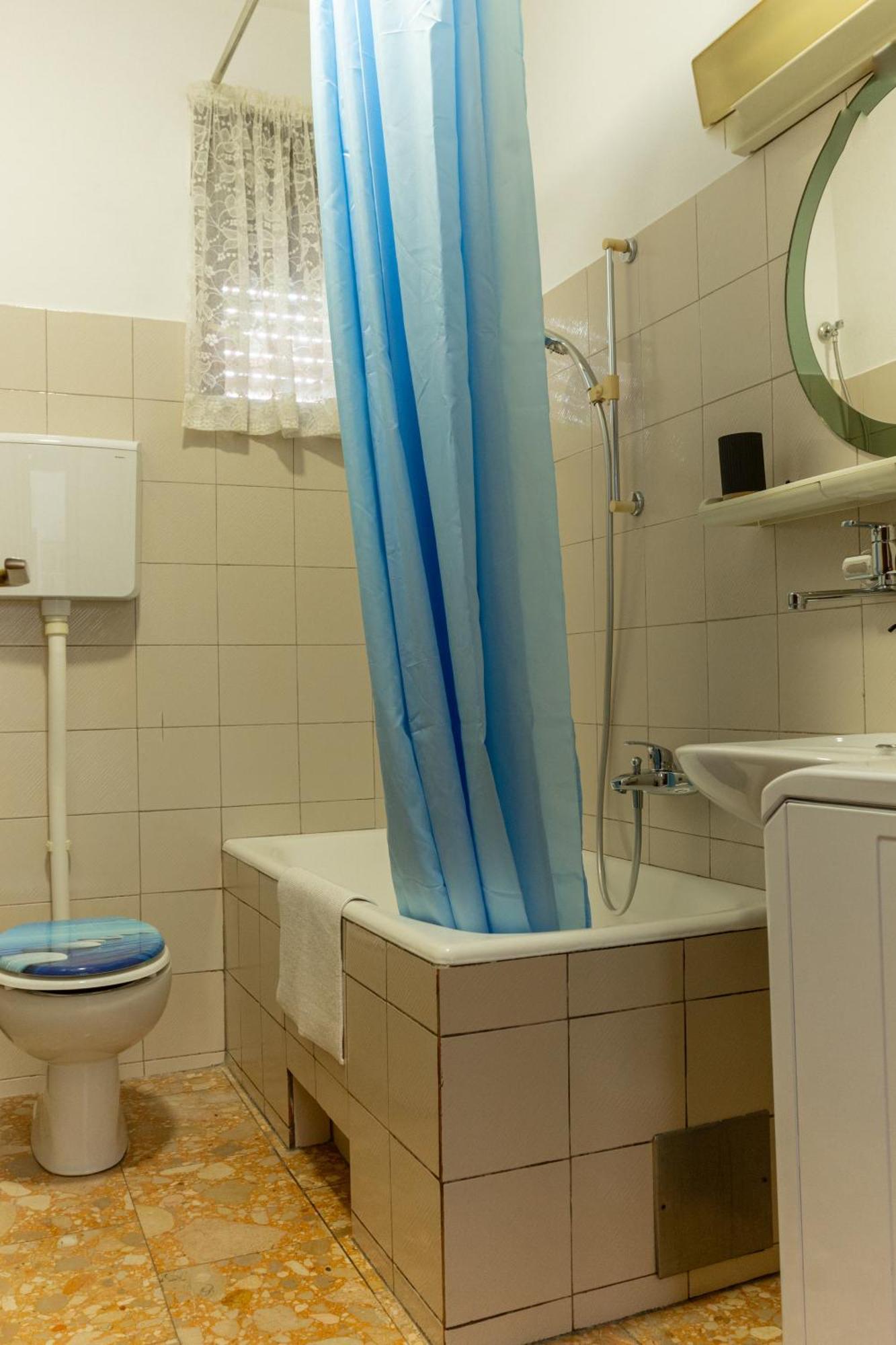 Sea View Retreat With 170Mbps Wifi And Sunny Balcony Lejlighed Kastav Eksteriør billede