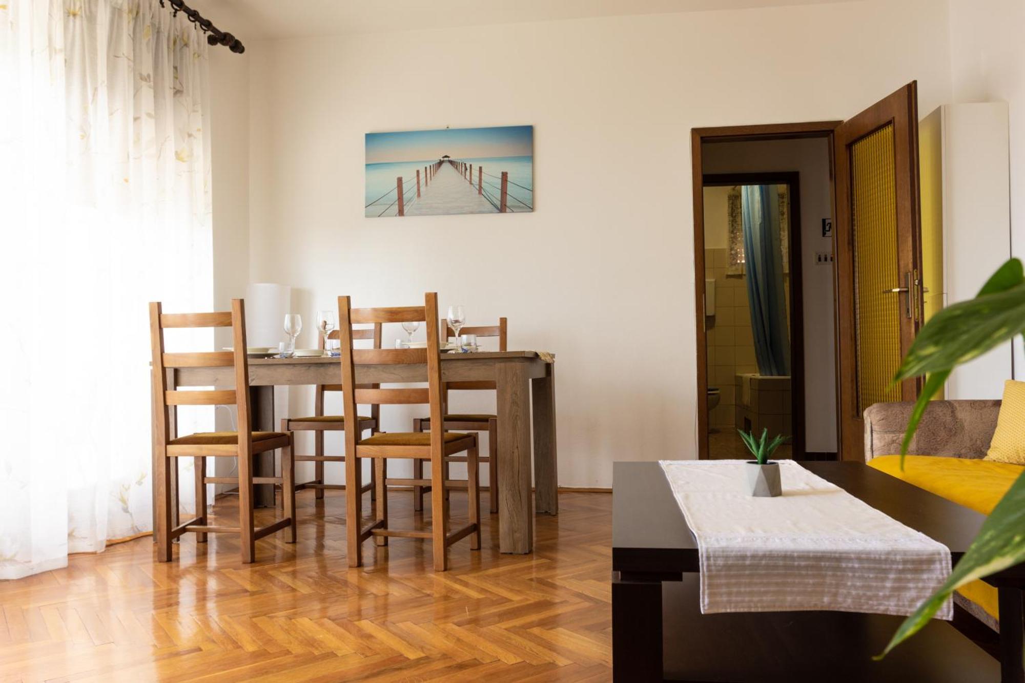 Sea View Retreat With 170Mbps Wifi And Sunny Balcony Lejlighed Kastav Eksteriør billede