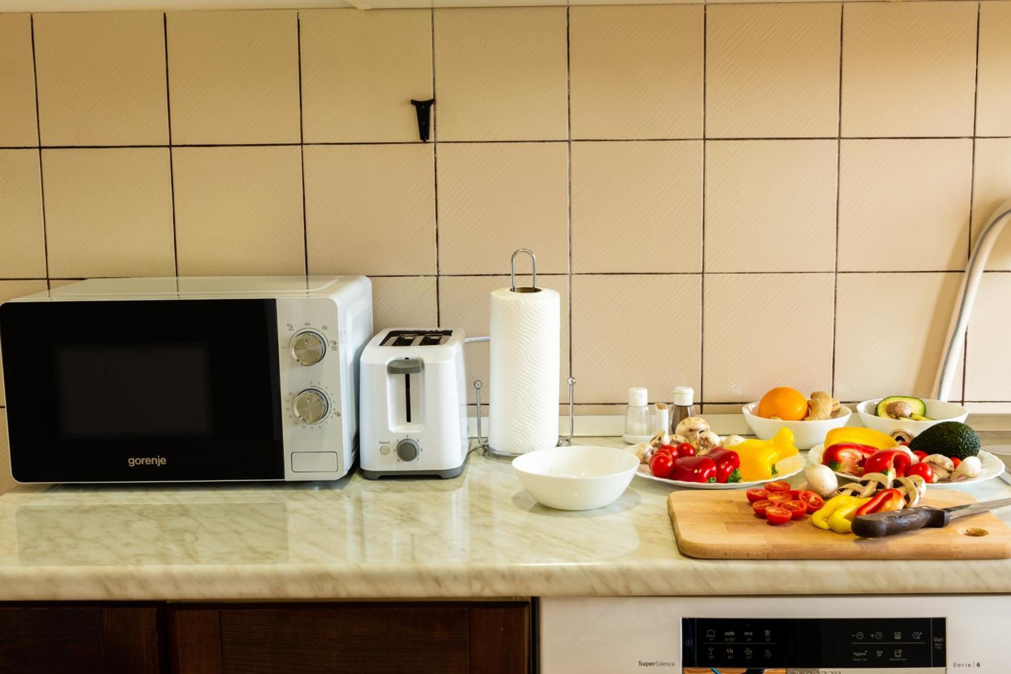 Sea View Retreat With 170Mbps Wifi And Sunny Balcony Lejlighed Kastav Eksteriør billede