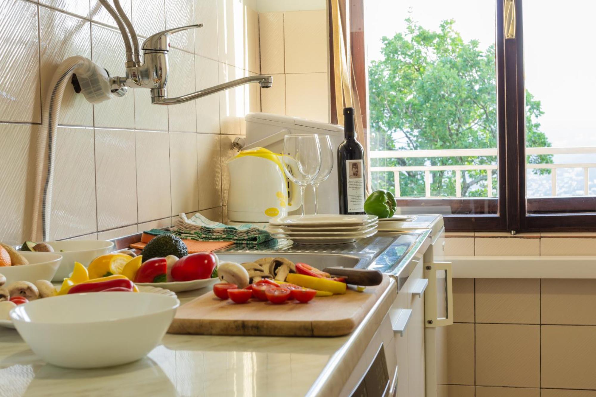 Sea View Retreat With 170Mbps Wifi And Sunny Balcony Lejlighed Kastav Eksteriør billede