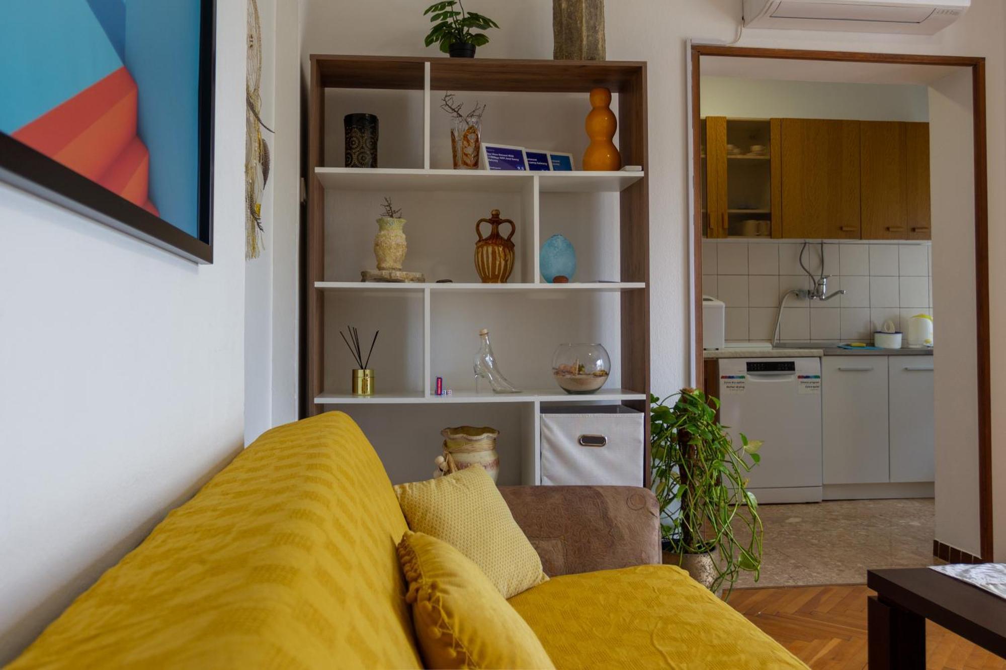 Sea View Retreat With 170Mbps Wifi And Sunny Balcony Lejlighed Kastav Eksteriør billede